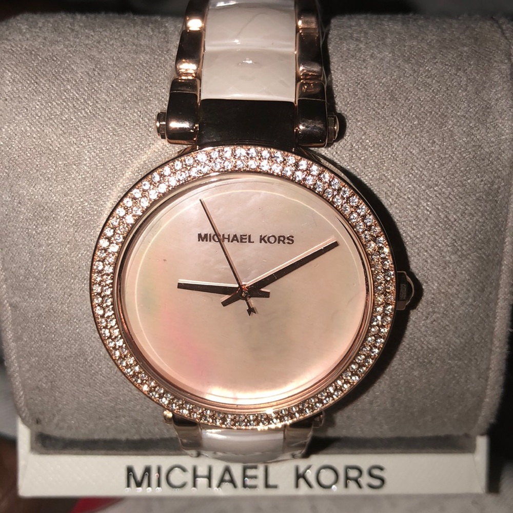 Rose gold And pearl MK Watch